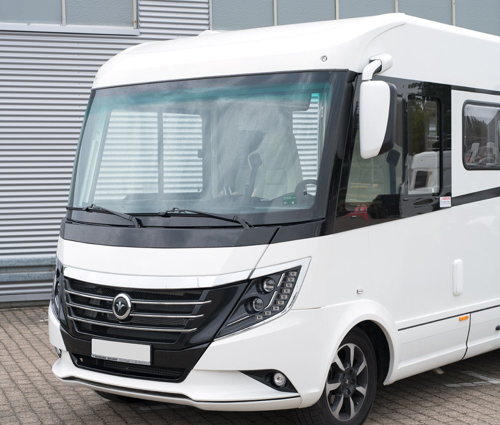 dreckige Wohnmobil ohne Veredelung